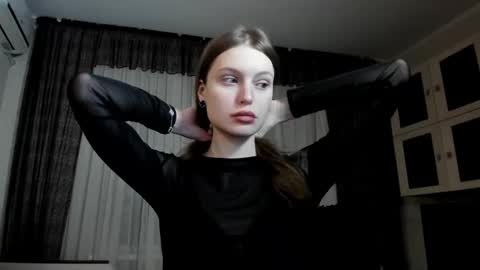 mistresselizy online show from January 16, 2025, 7:41 pm