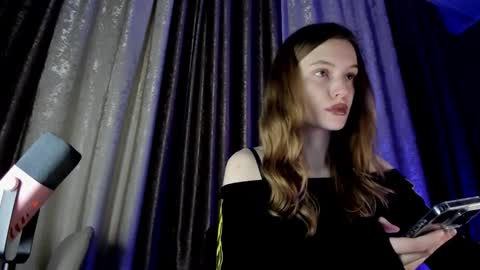 mistresselizy online show from October 17, 2025, 6:32 pm