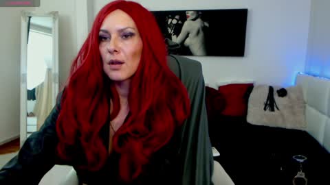 MistressEvelyn  online show from January 13, 2025, 8:58 am