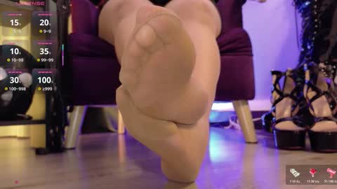 Jhadee online show from November 11, 2025, 9:37 pm