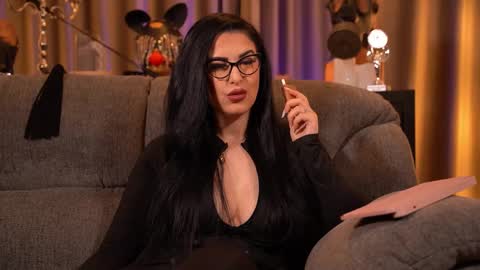 Mistress Kelly online show from January 5, 2026, 5:27 pm