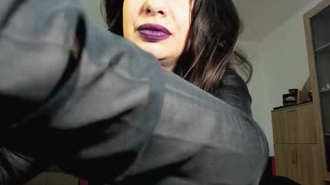 YourGoddessM online show from March 4, 2026, 11:16 am