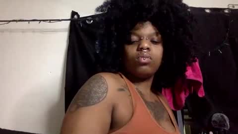Snapshot of mistressmystii chatting on December 3, 2025, 1:02 am Mistress Mystii online show from December 3, 2025, 1:02 am