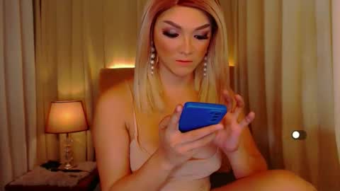 Leah online show from May 11, 2026, 1:28 pm