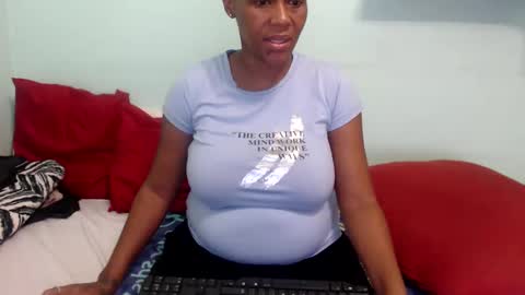 mistressshirleyx online show from February 16, 2025, 1:38 pm