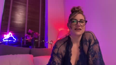 Miss X online show from December 2, 2025, 2:34 pm