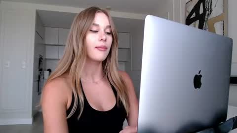 Snapshot of mistressuniverse chatting on July 28, 2026, 12:12 pm mistressuniverse online show from July 28, 2026, 12:12 pm