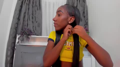 mistt_miaa online show from October 5, 2025, 12:25 pm