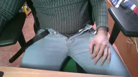 Snapshot of mistxss chatting on February 7, 2026, 3:38 pm mistxss online show from February 7, 2026, 3:38 pm