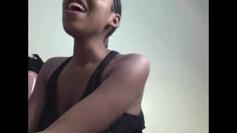misty_shee online show from May 17, 2026, 10:17 pm