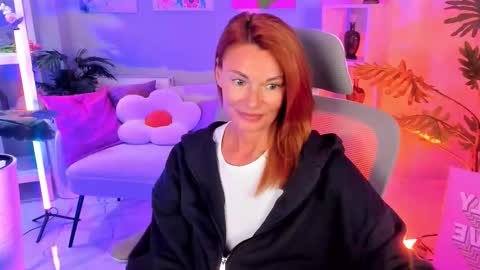 MistyBarnes NONUDE MODEL online show from October 15, 2025, 3:12 pm