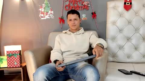 mitchell online show from December 15, 2024, 12:07 am