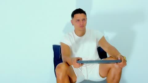 mitchell online show from December 25, 2024, 12:59 am