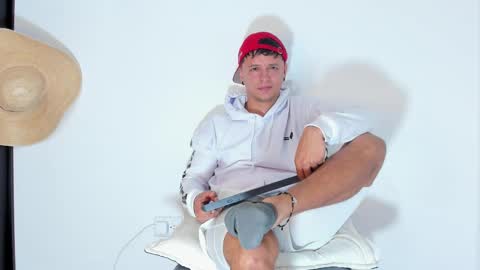 mitchell online show from February 15, 2025, 5:19 am