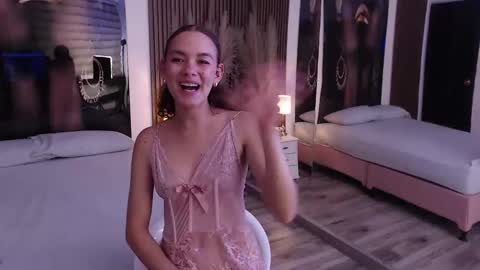 Mtica Brennet online show from September 11, 2025, 12:22 am