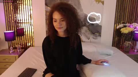 Mtica Brennet online show from February 3, 2026, 6:22 am