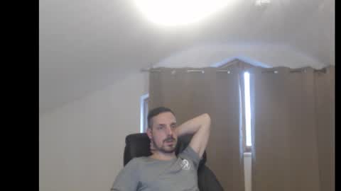 Mitsch online show from November 25, 2025, 10:48 am