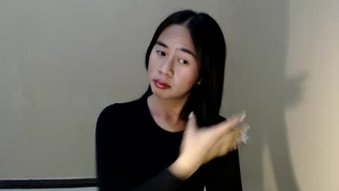 Mitsu online show from December 3, 2024, 8:50 pm
