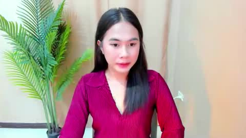 Snapshot of mitsuri_yuki chatting on October 1, 2025, 12:27 am Mitsu online show from October 1, 2025, 12:27 am