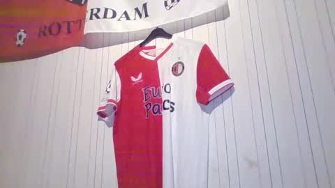 mitta93 online show from September 28, 2025, 11:10 pm