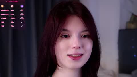 Snapshot of mitziefetters chatting on June 11, 2026, 1:49 am Rosalie online show from June 11, 2026, 1:49 am