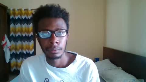 Snapshot of mixedboy_sexy chatting on December 17, 2025, 9:04 am mixedboy_sexy online show from December 17, 2025, 9:04 am