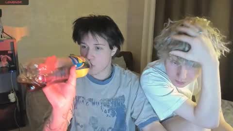 MeowMiku online show from December 22, 2025, 7:00 pm