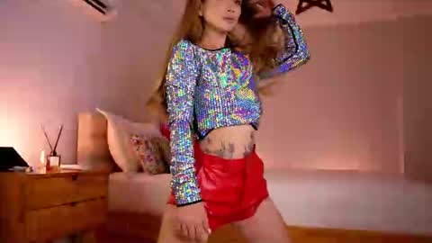 Snapshot of miya_shake chatting on July 10, 2026, 9:28 pm Miya Nika online show from July 10, 2026, 9:28 pm