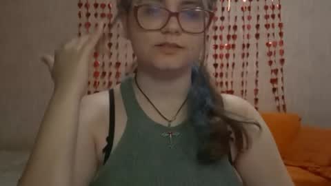 Milana online show from May 26, 2026, 2:02 pm