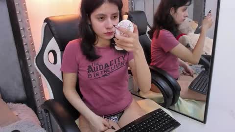 miyu_komori online show from February 11, 2026, 1:27 pm