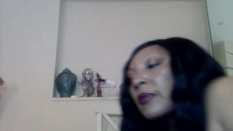 Snapshot of mizldn chatting on May 14, 2026, 9:21 pm Ling Ling online show from May 14, 2026, 9:21 pm