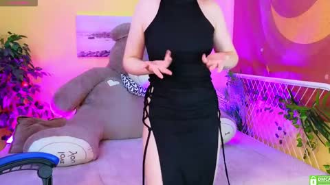 Mizuki online show from February 24, 2025, 8:36 pm