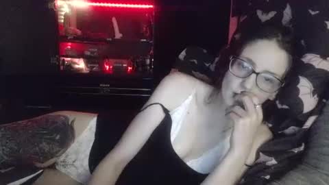 Mizz Bonez online show from April 10, 2026, 12:27 am