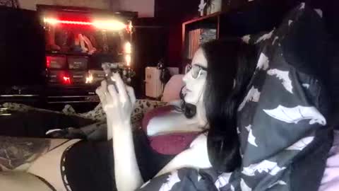 Mizz Bonez online show from June 10, 2026, 2:45 am