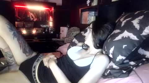 Mizz Bonez online show from June 12, 2026, 4:11 am