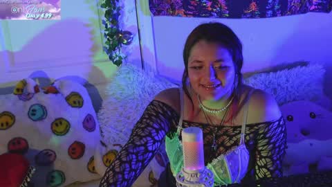 Hera  Tethra Bathtub stream  20k followers  Ask about our custom videos3 online show from January 6, 2025, 8:18 pm