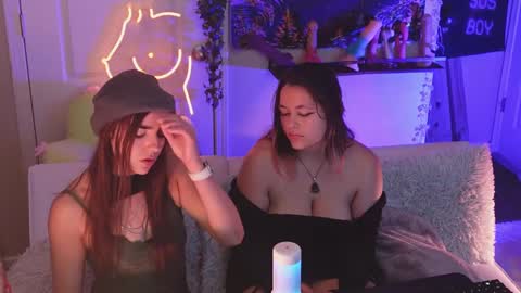 Hera  Tethra Bathtub stream  20k followers  Ask about our custom videos3 online show from March 5, 2025, 2:56 pm