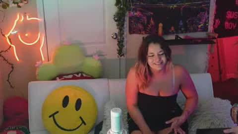 Hera  Tethra Bathtub stream  20k followers  Ask about our custom videos3 online show from March 12, 2025, 4:02 pm