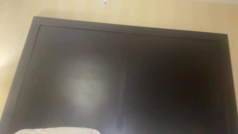 mjayx99 online show from February 2, 2025, 12:40 am