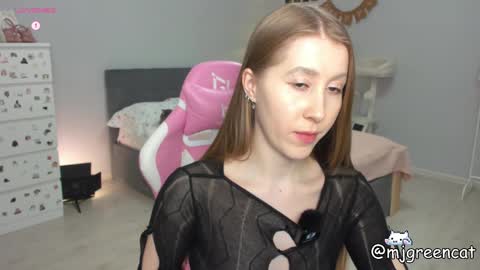 mj  online show from February 9, 2025, 3:12 pm