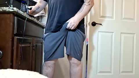 Snapshot of mjluvsdabooty2 chatting on March 17, 2026, 6:55 pm hoodyhoo online show from March 17, 2026, 6:55 pm