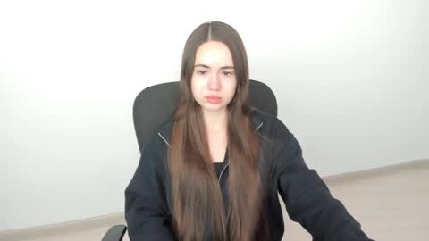 Snapshot of mmm_bananaa_ chatting on December 7, 2024, 5:31 pm Beata online show from December 7, 2024, 5:31 pm