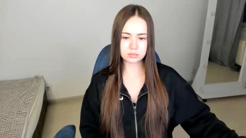 Snapshot of mmm_bananaa_ chatting on February 16, 2025, 3:38 pm Beata online show from February 16, 2025, 3:38 pm