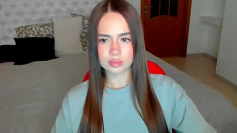 Snapshot of mmm_bananaa_ chatting on September 11, 2025, 5:57 pm Beata online show from September 11, 2025, 5:57 pm