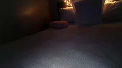 Angel online show from February 9, 2026, 6:39 am