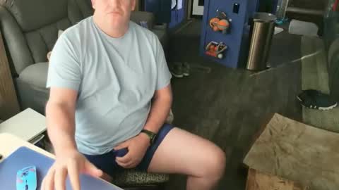 Snapshot of mmmthatsfunnn chatting on January 18, 2026, 9:40 pm mmmthatsfunnn online show from January 18, 2026, 9:40 pm