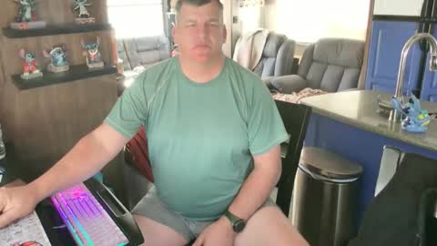 Snapshot of mmmthatsfunnn chatting on February 25, 2026, 8:29 pm mmmthatsfunnn online show from February 25, 2026, 8:29 pm