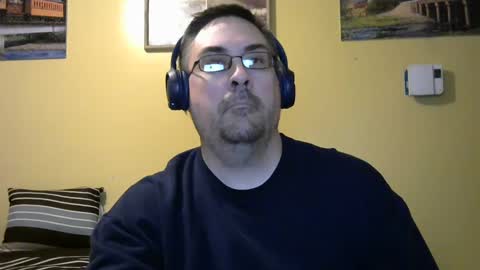 mmr45 online show from October 13, 2025, 3:28 am