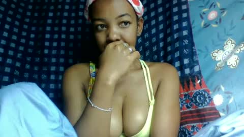 mmyriame online show from June 22, 2026, 8:17 pm