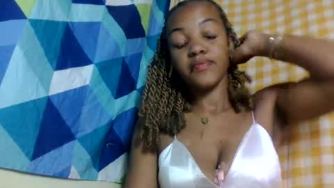 mmyriame online show from July 5, 2026, 5:09 pm